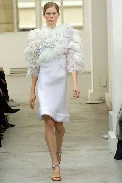 Look 35
